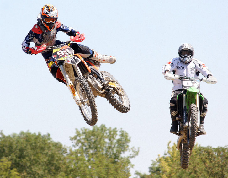 Festival Tadında Motokros Yarışı